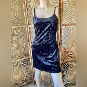 Black Velvet Dress Size M Forever 21